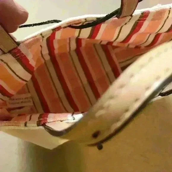 two vintage American Eagle and Avon bags. - Picture 7 of 13